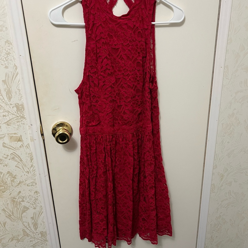 Red Lace Sleeveless Dress